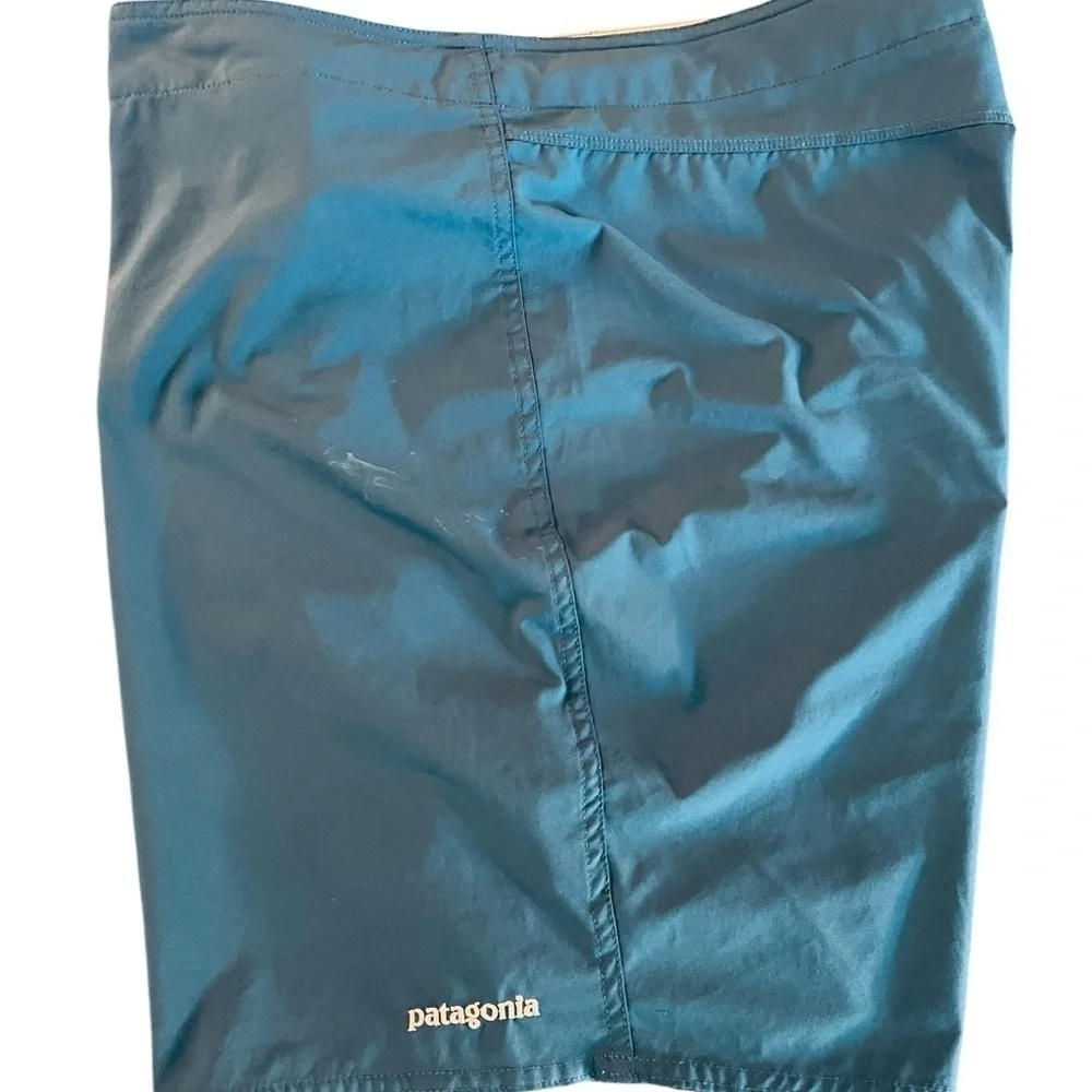 PATAGONIA MENS BLUE SWIM TRUNKS SIZE 38